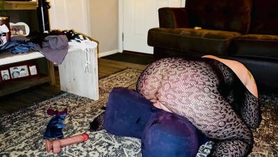 Big tit MILF bound and ready to please Daddy - veryfreeporn.com - Britain - Usa