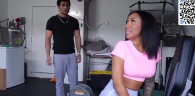 Ebony stepsister gives him a dual blowjob - ah-me.com