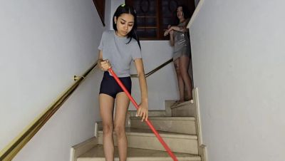 Super Skinny Lesbian Pee Swallow Top Girls and Sealed Mouth Pissing - xxxfiles.com - Portugal