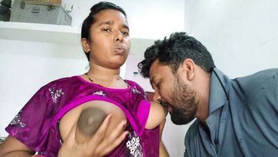 Indian Bhabhi Big Boobs Sucking First Time Hindi Video - veryfreeporn.com - India