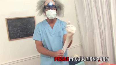 Hot Blondie And Kinky Doctor - videomanysex.com