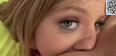 Blonde college lady likes her backside licking - ah-me.com