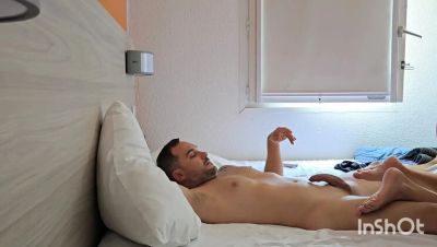 Amateur hotel room blowjob and handjob with huge cumshot - veryfreeporn.com - France - Turkey