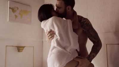 Alex Legend - Ember Snow - Sensual Foreplay Fingering and Oral Sex – Hot Couple Touch – ForPlay Films - veryfreeporn.com