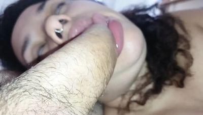 EXTREME POV BLOWJOB FROM THE BEST LITTLE MOUTH ON THE PLATFORM, SHE LOVES SUCKING - xxxfiles.com - India - Brazil - Portugal