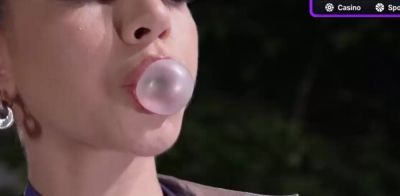 Sexy platinum-blonde honey gets a red-hot creampie in bed - ah-me.com
