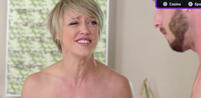 Hot blond mummy gives erotic massage - ah-me.com