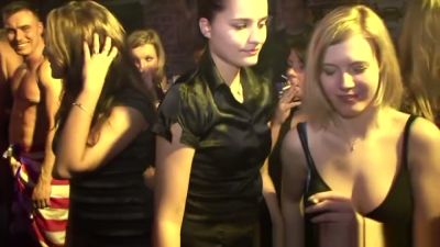 Young crowd in a nightclub spills into wild group sex against the walls - yesvids.com