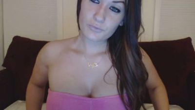 Light-skinned brunette takes cumshot in mouth during intimate cuckold moment - yesvids.com