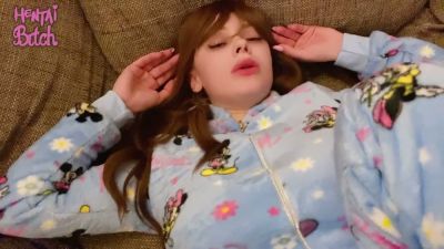 Young woman in Mickey Mouse pajamas takes stepdad's cock deep and gets creampie - yesvids.com